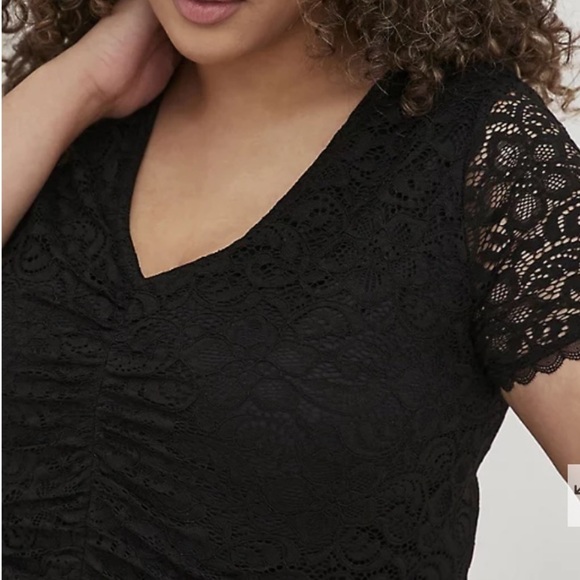 Torrid lace cinched little black short sleeve noir bodysuit plus 2X new - Picture 6 of 11